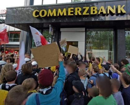 Education Strike 2009 germany - bank raid